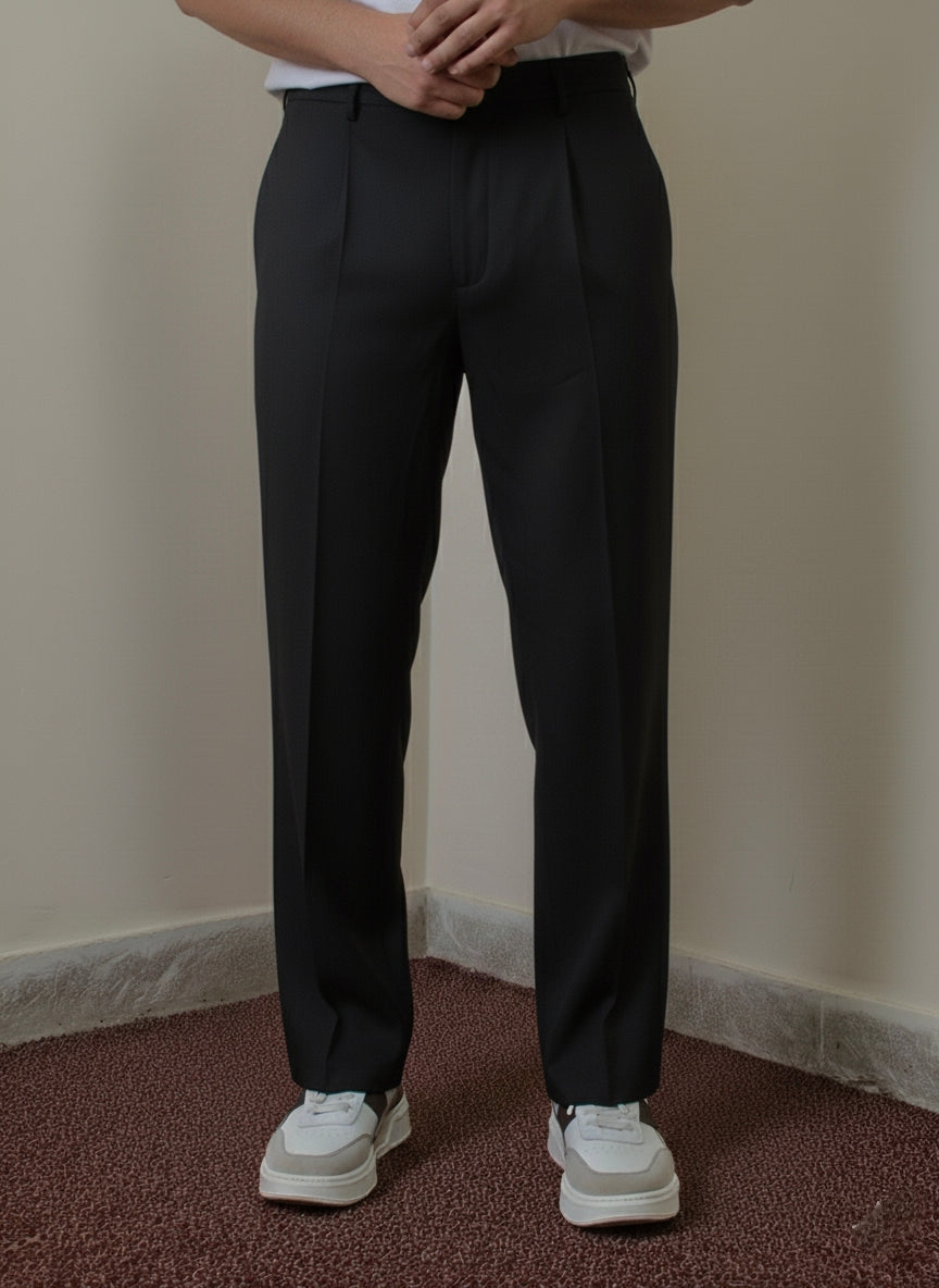 BLACK STRAGHT FT PLATED TROUSER