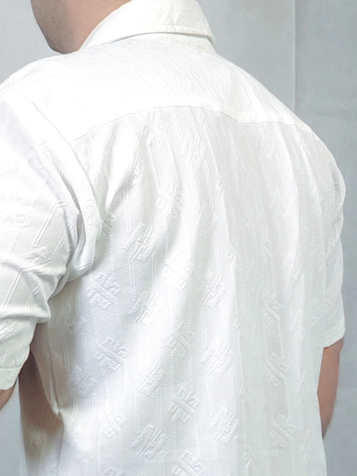 WHITE EMBOSSED CASUAL SHIRT