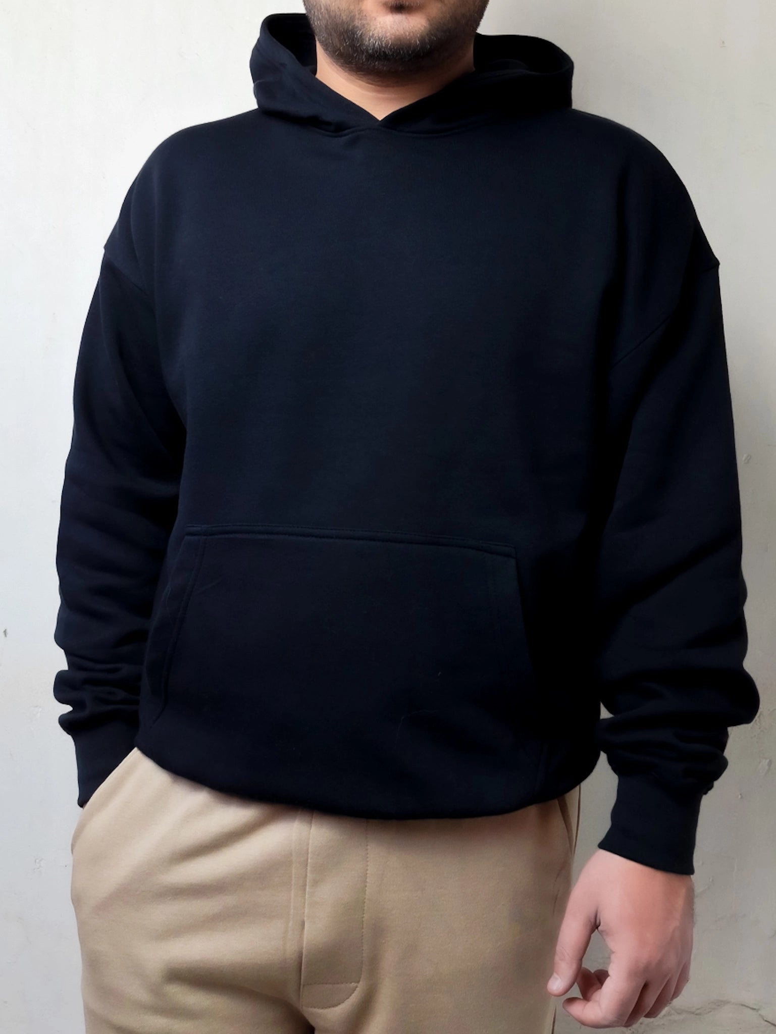 BLACK OVERSIZE HOODIE